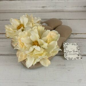 Judi Flowers Cream Floral Slide Slippers with Large Fabric Blooms